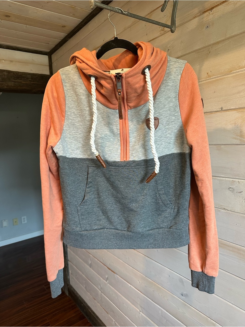 Wanakome | Colourblock Half Zip Hoodie